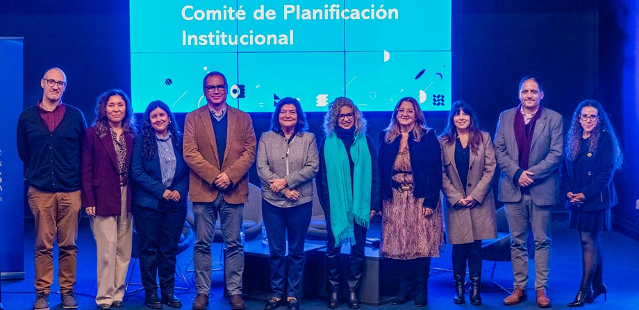 Foto de las y los participantes del seminario de presentación de informe de prospectiva utem
